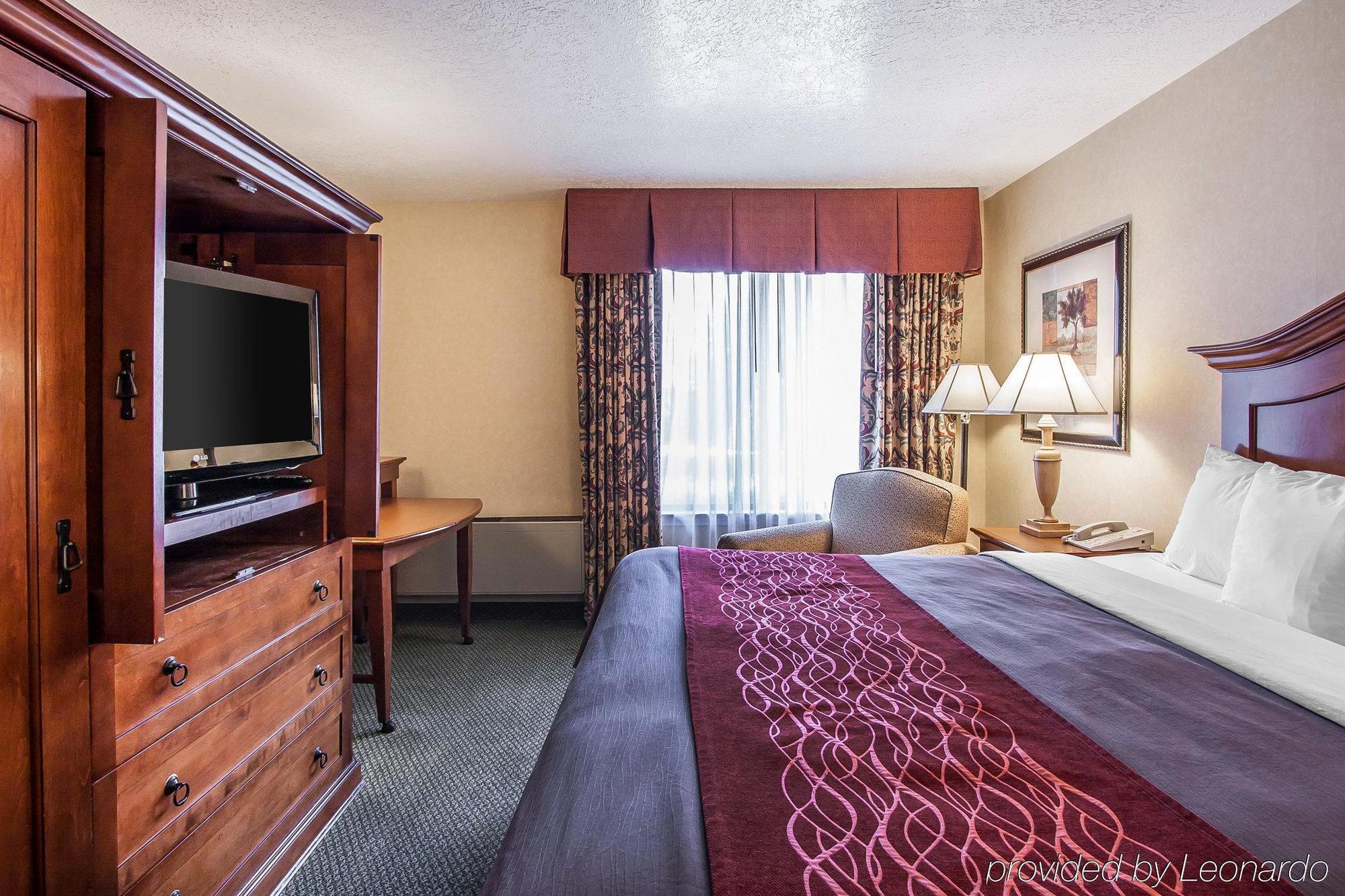 Comfort Inn Conference Center Hillsboro Exteriér fotografie