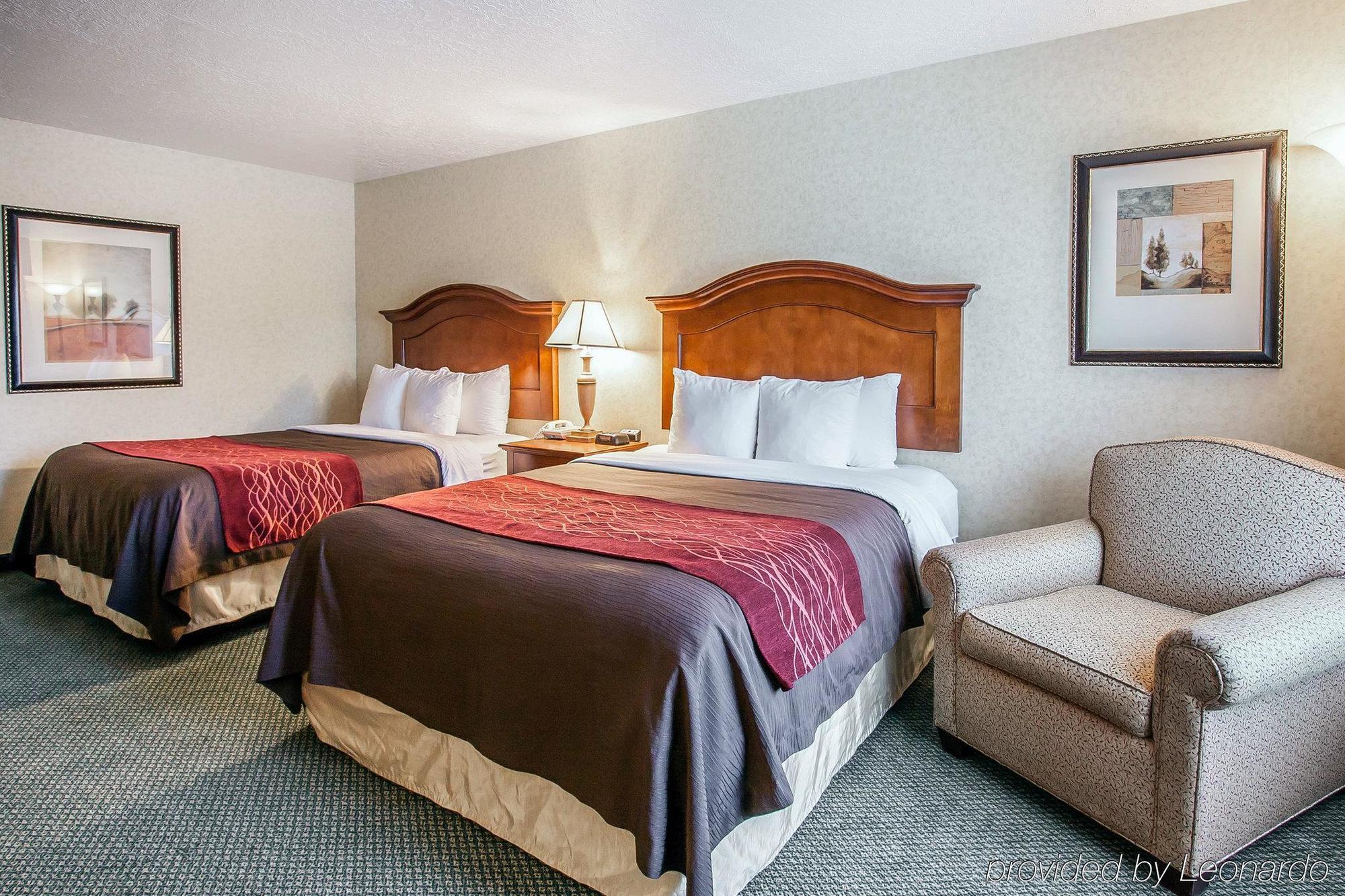 Comfort Inn Conference Center Hillsboro Exteriér fotografie