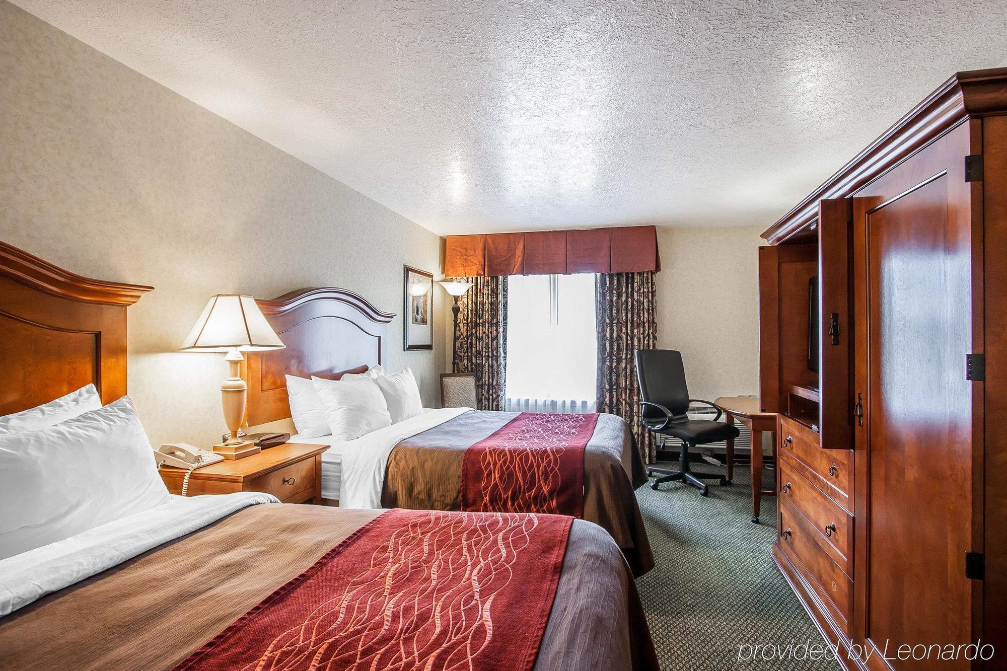 Comfort Inn Conference Center Hillsboro Exteriér fotografie